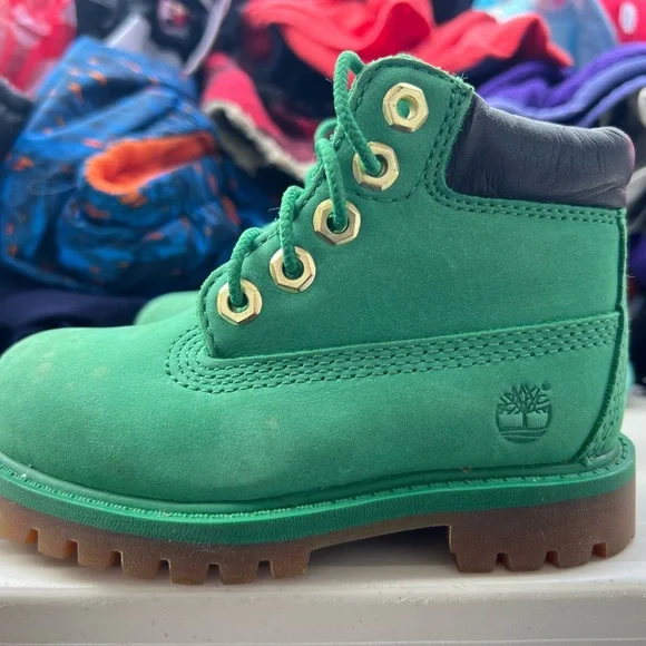 Timberland Kids Green Boots - Picture 1 of 10